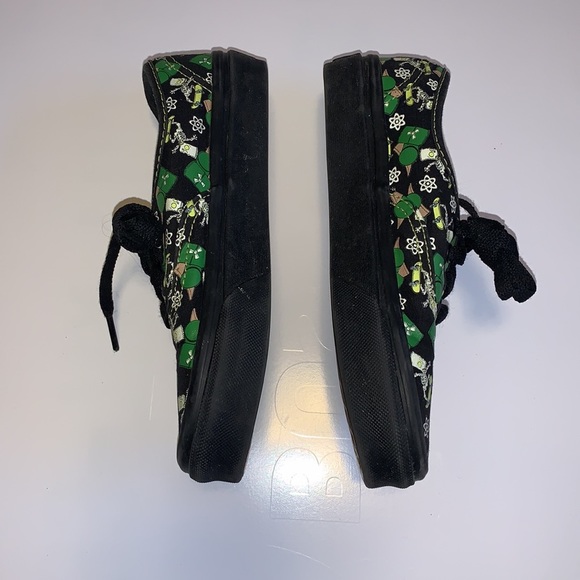 Vans x The Simpsons Canvas Skate Shoes - Boy’s Size 1 - Picture 6 of 9